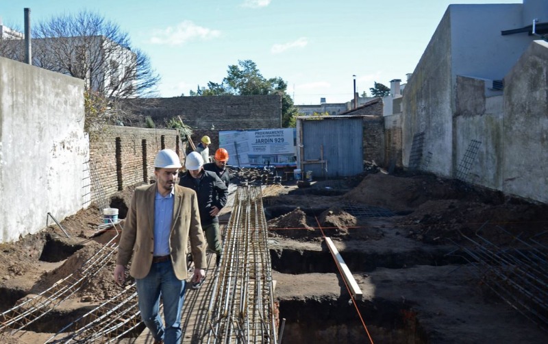 Piden informacin sobre el terreno donde se construye el jardn 929
